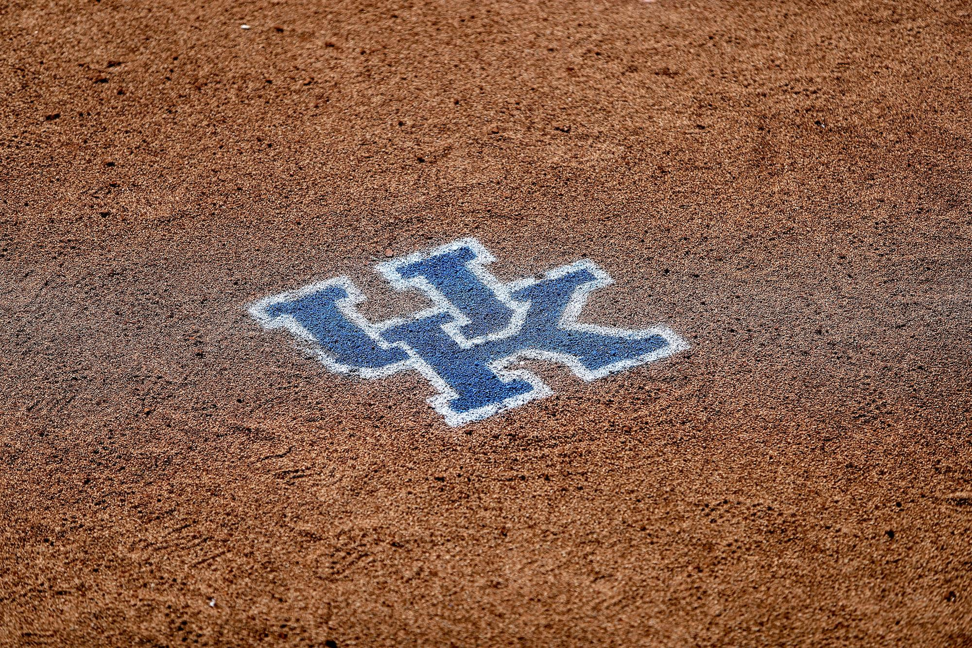 Kentucky Faces Another Top 10 Opponent in No. 4 Louisville