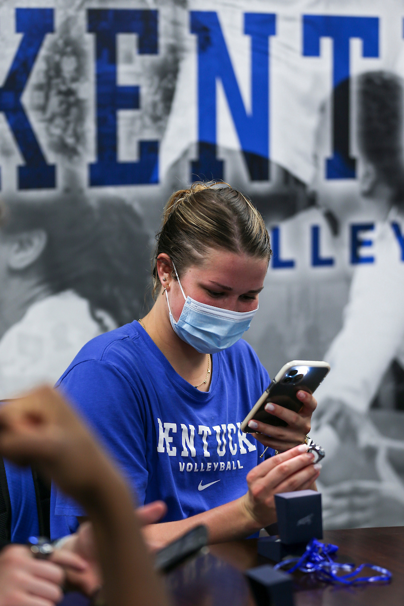 Kentucky Volleyball receives their National Championship rings.

Photo by Grace Bradley | UK Athletics