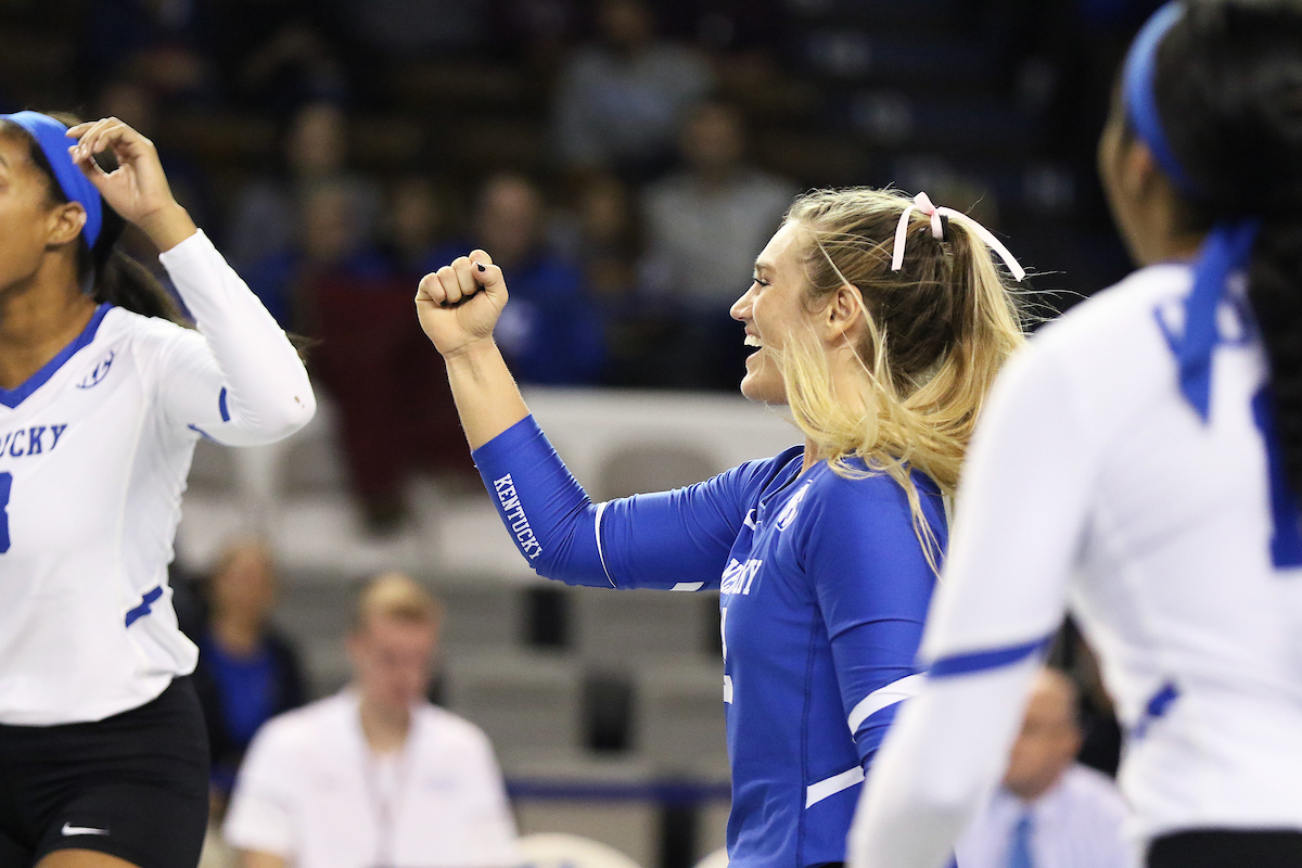 Gabby Curry.

UK Volleyball sweeps Mississippi State 3-0 on Friday, November 9th, 2018 at Memorial Coliseum in Lexington, Ky.

Photo by Alex Martens.