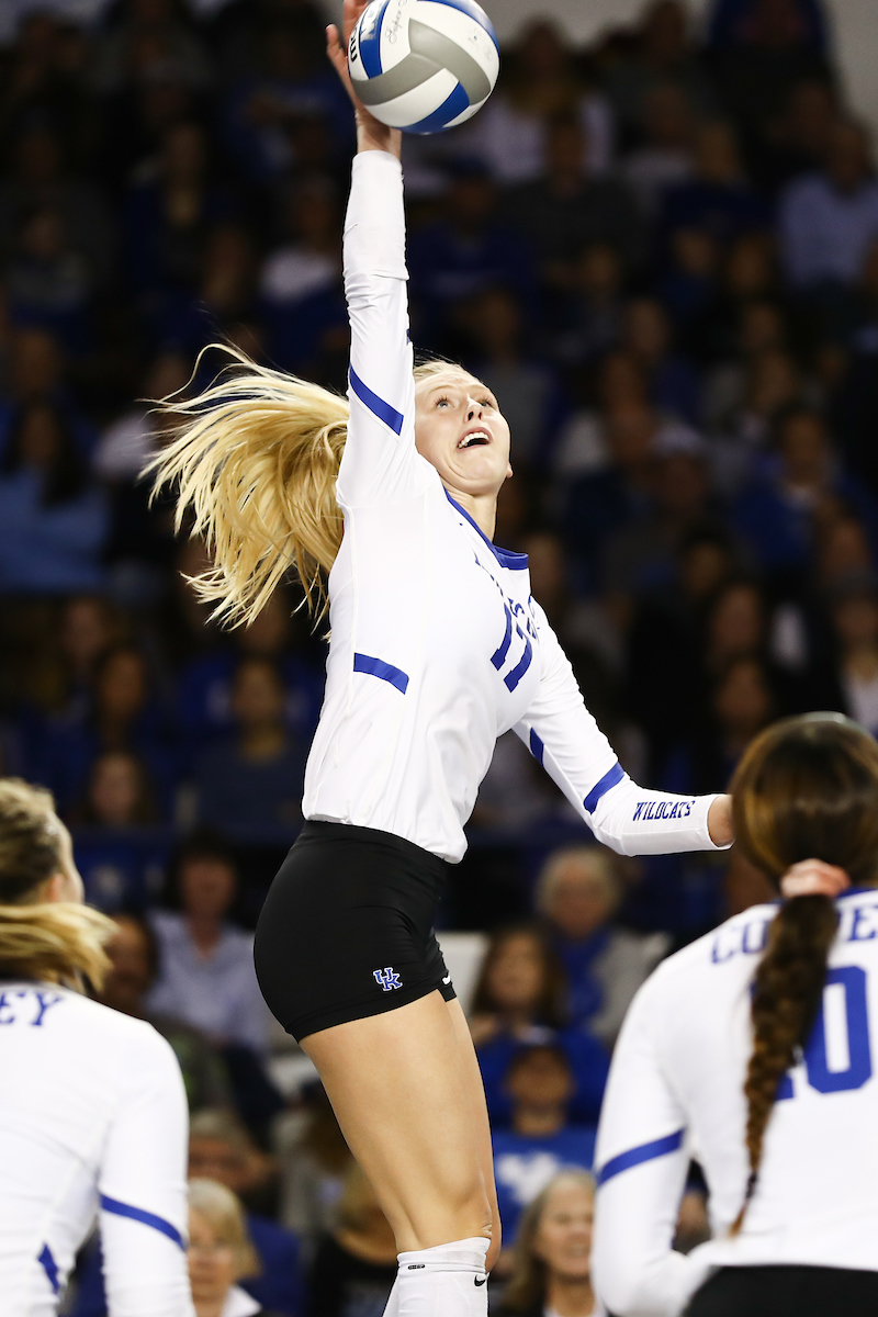 Alli Stumler.

Kentucky beat Ole Miss 3-0.


Photo by Elliott Hess | UK Athletics