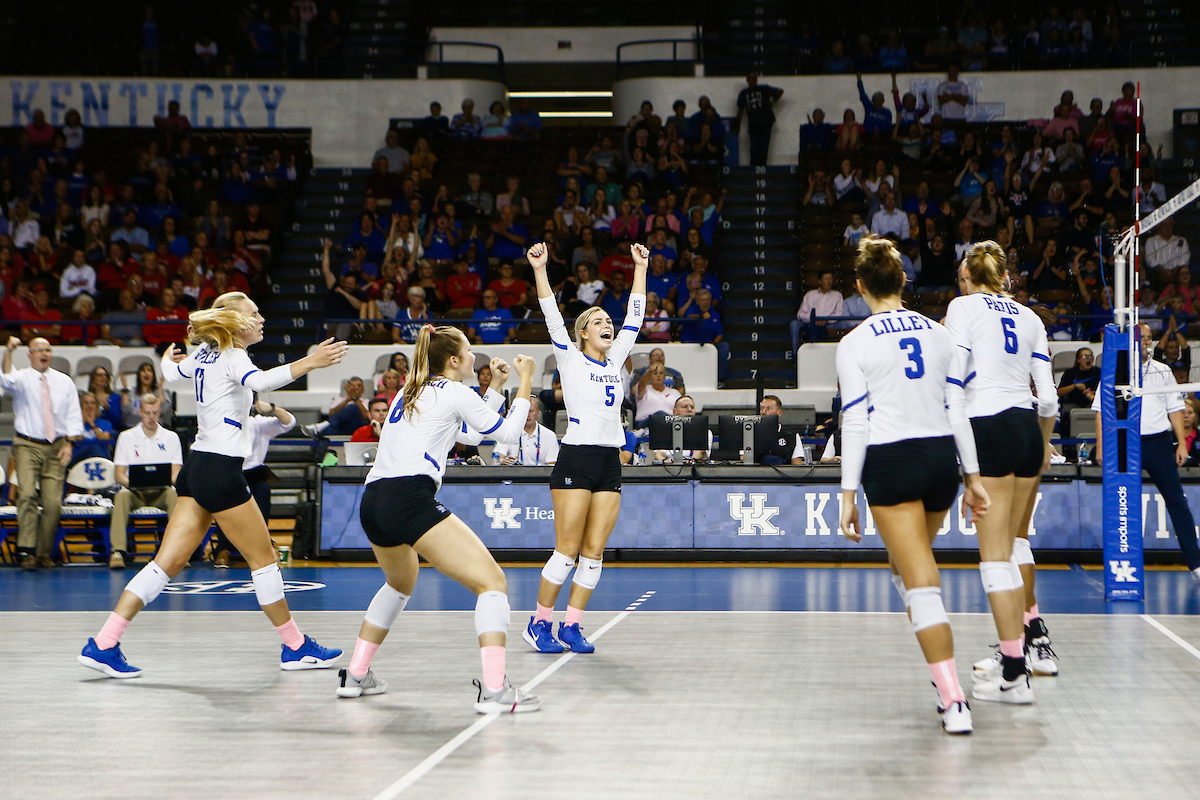 Lauren Tharp.

Kentucky falls to Georgia 2-3.

Photo by Hannah Phillips | UK Athletics