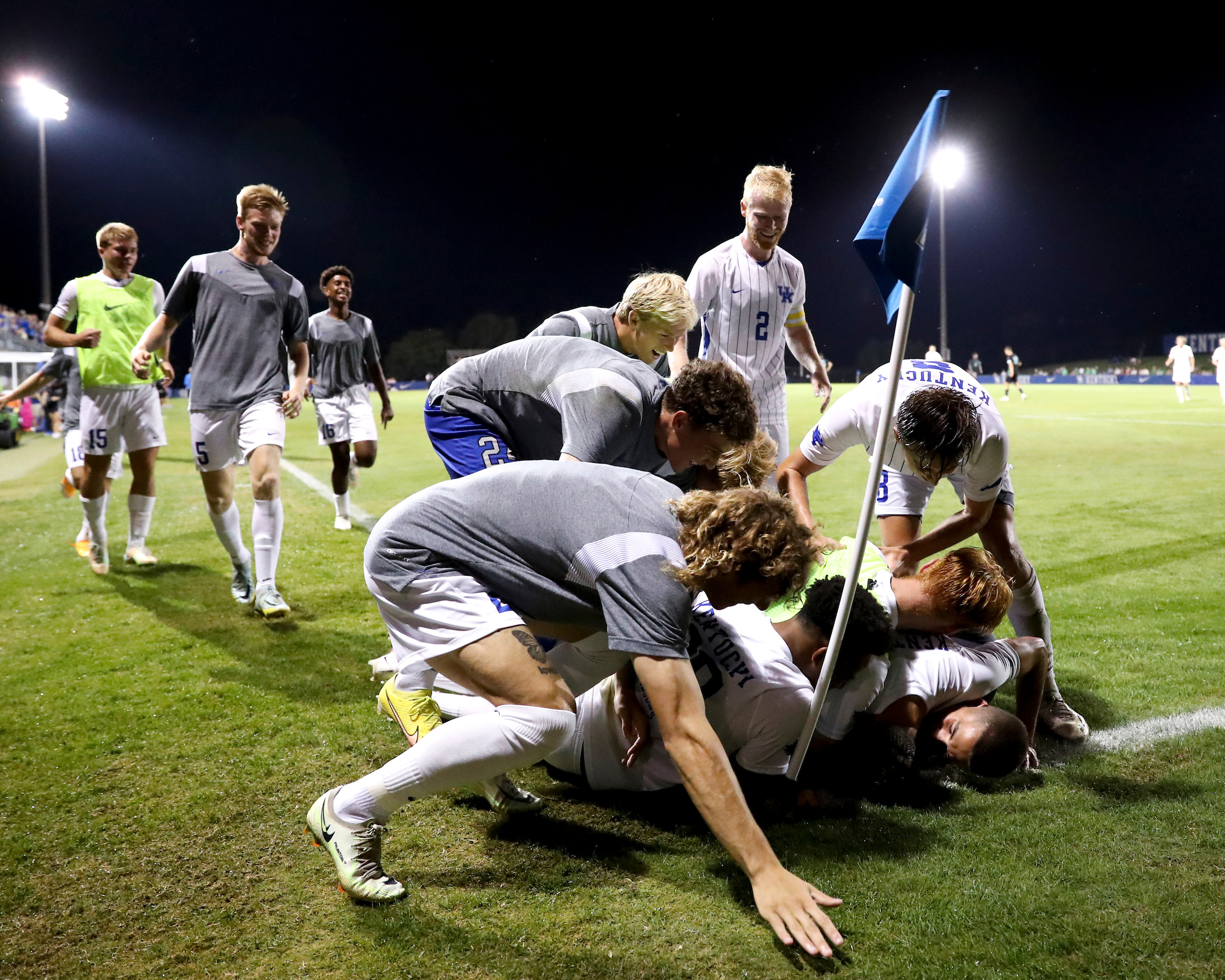 Kentucky Remains Undefeated with Road Win at JMU