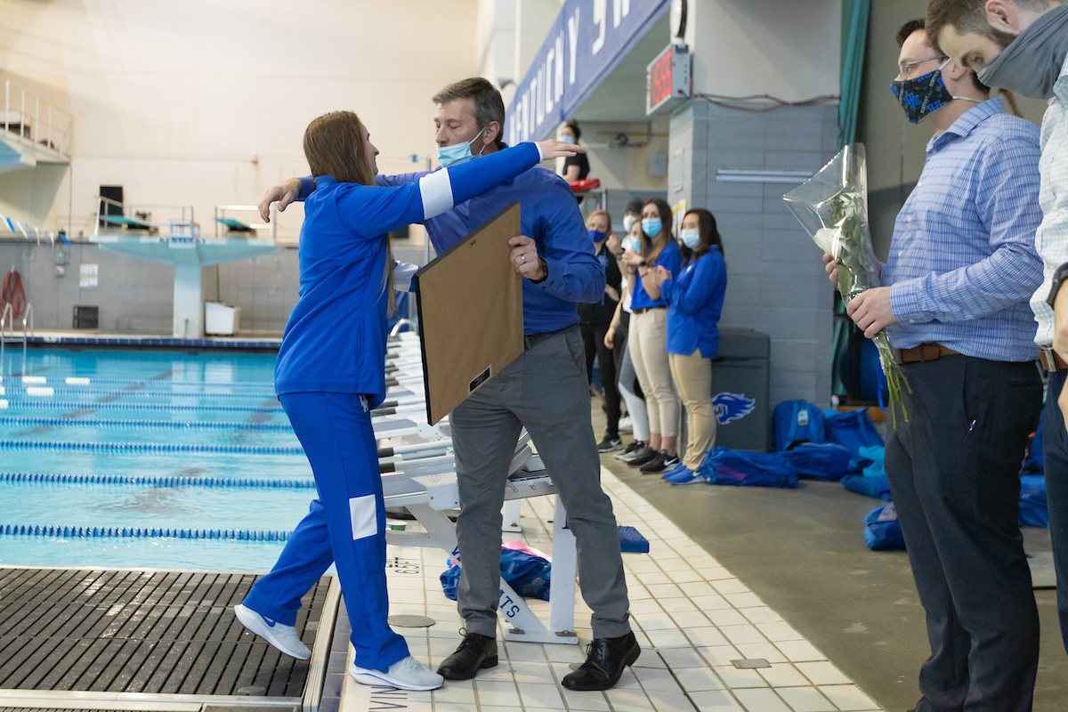 Kentucky Women's team beats Louisville 200.5-99.5
Kentucky Men's team falls to Louisville 111-188.

Photo by Grant Lee | UK Athletics