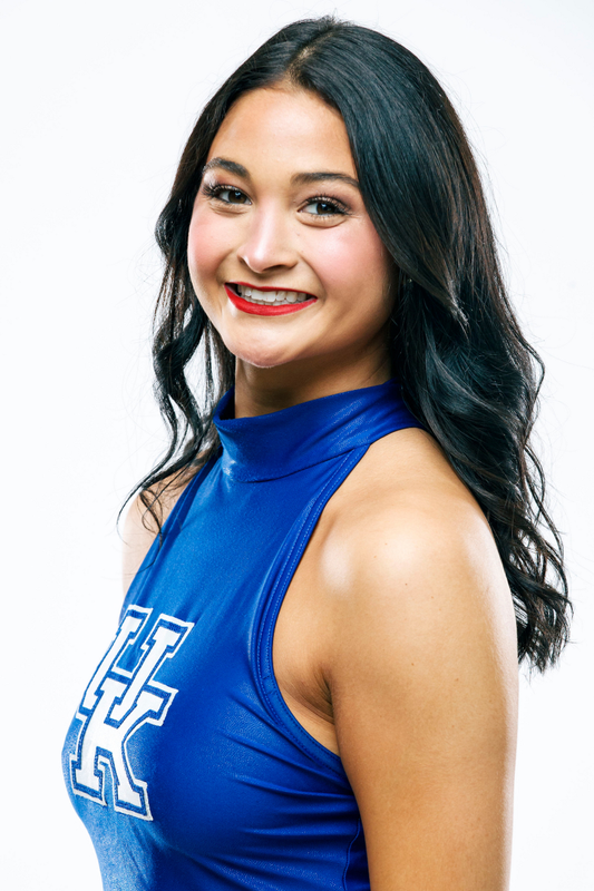 Bella Yoshioka