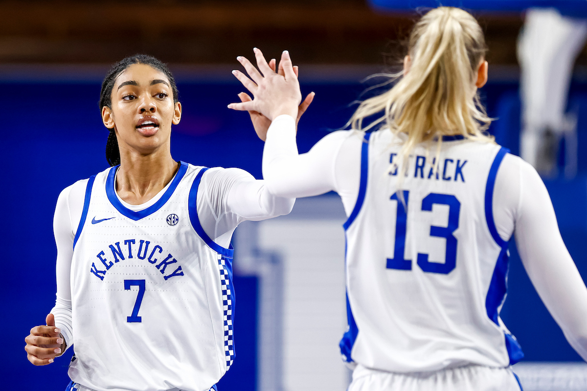 UK Sports Network Radio Coverage of Kentucky Women's Basketball vs Texas