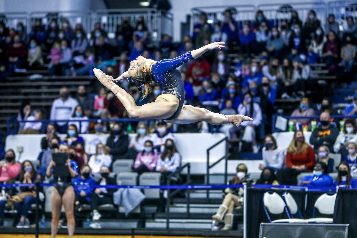 Raena Worley.

Kentucky defeats Mizzou 197.450-196.875.

Photo by Sarah Caputi | UK Athletics