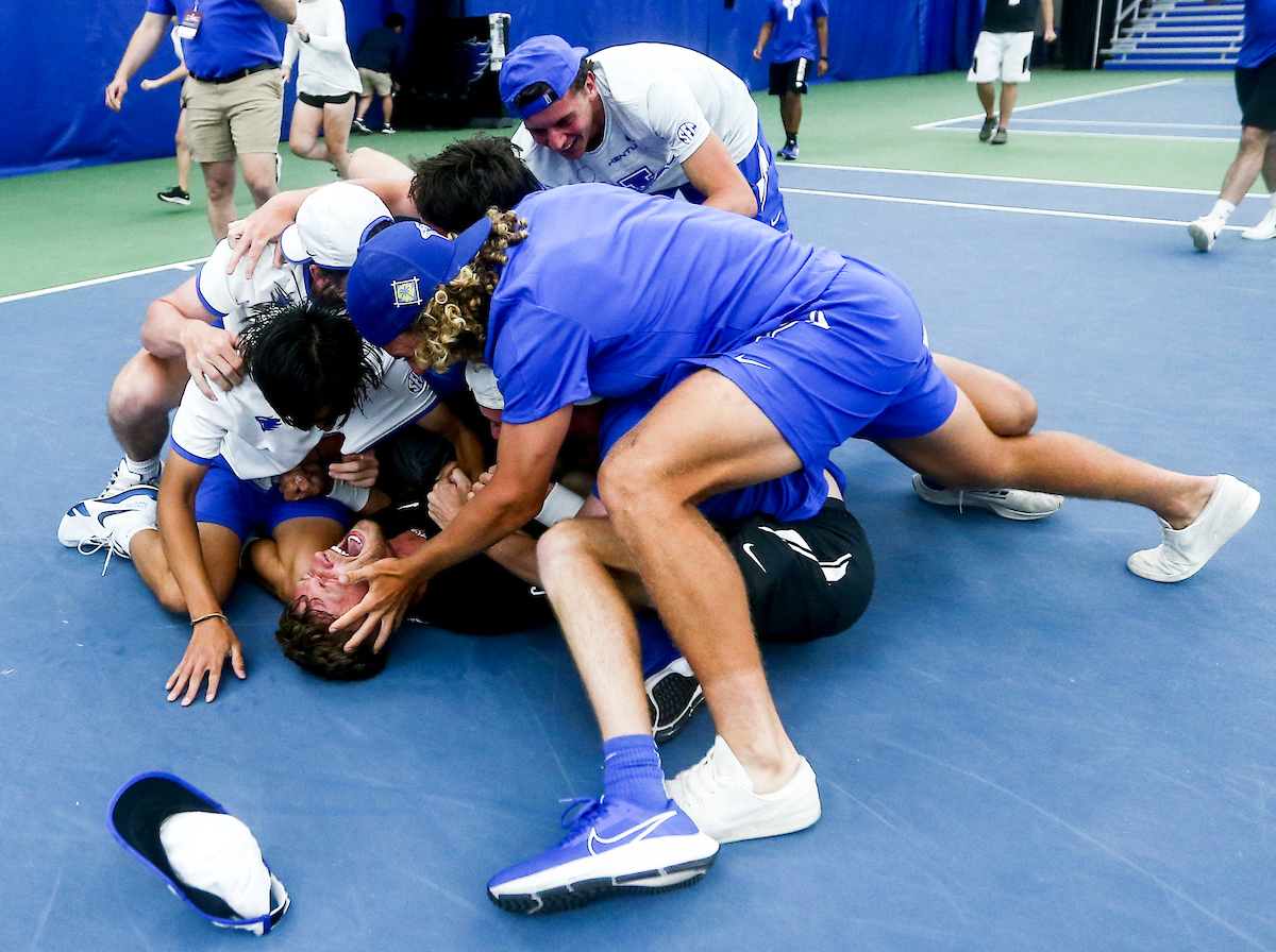 Millen Hurrion, Team.

Kentucky defeats Wake Forest 4-2 in NCAA Tournament Sweet Sixteen.

Photo by Grace Bradley | UK Athletics