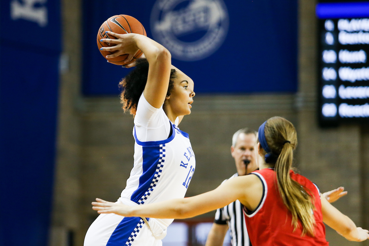 Treasure Hunt.

Kentucky beats Samford 88-54.

Photo by Hannah Phillips | UK Athletics