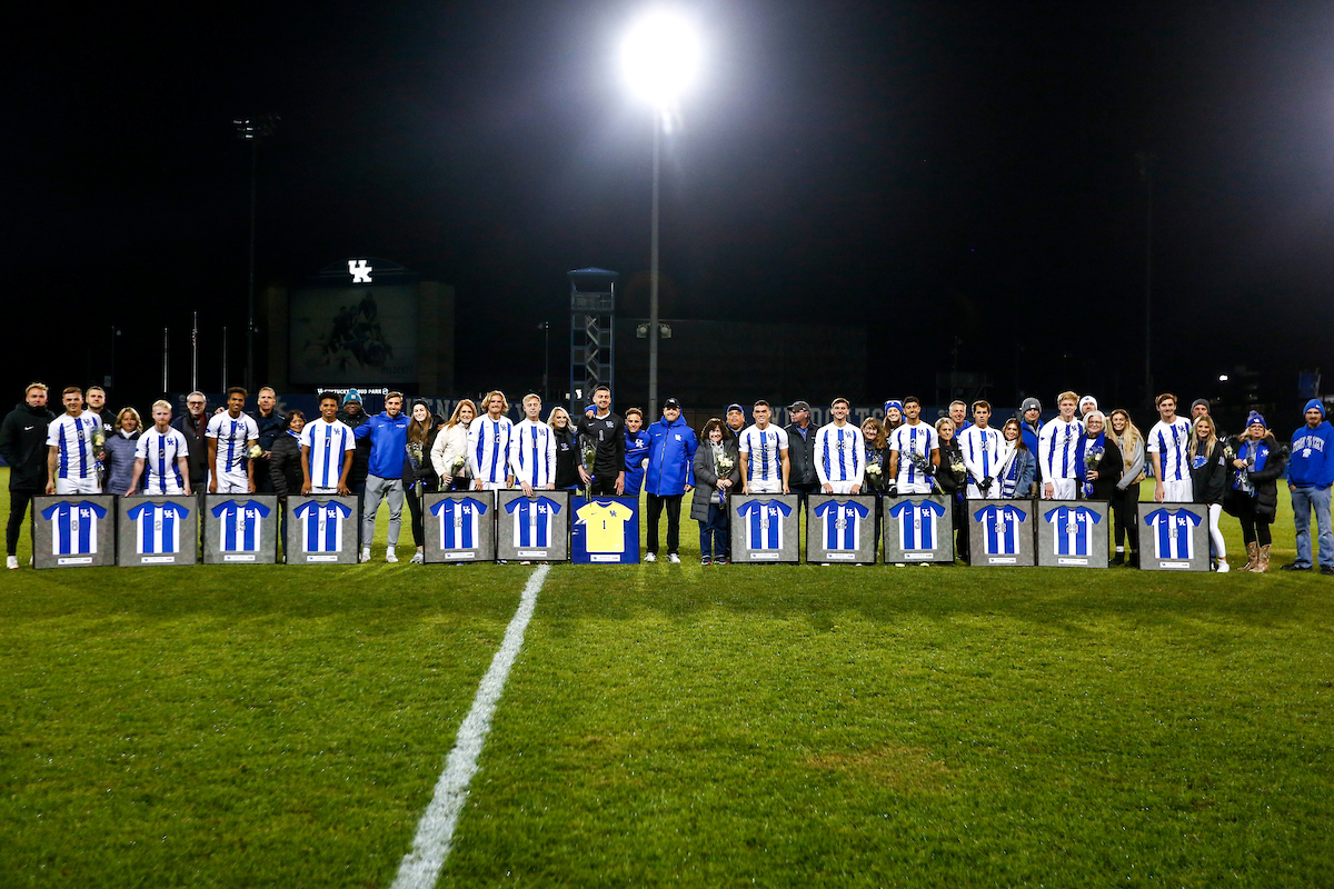 Seniors & Family.

Kentucky MSOC Recognizes 14 Seniors.

Photo by Grace Bradley | UK Athletics