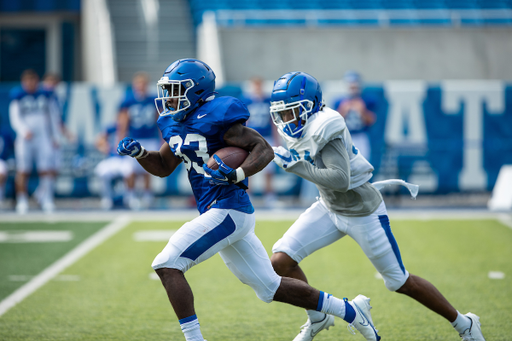 Travis Tisdale

UK Football Preseason Practice 2020

Photo by Jacob Noger - UK Football