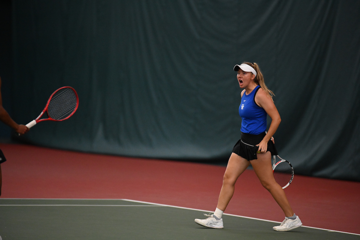 4/21/21 WTE 2021 SEC Women's Tennis Championship AMB0

Photo by Austin Bigoney