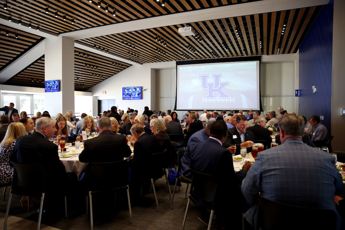 2019 Kick Off Luncheon

Britney Howard | UK Athletics