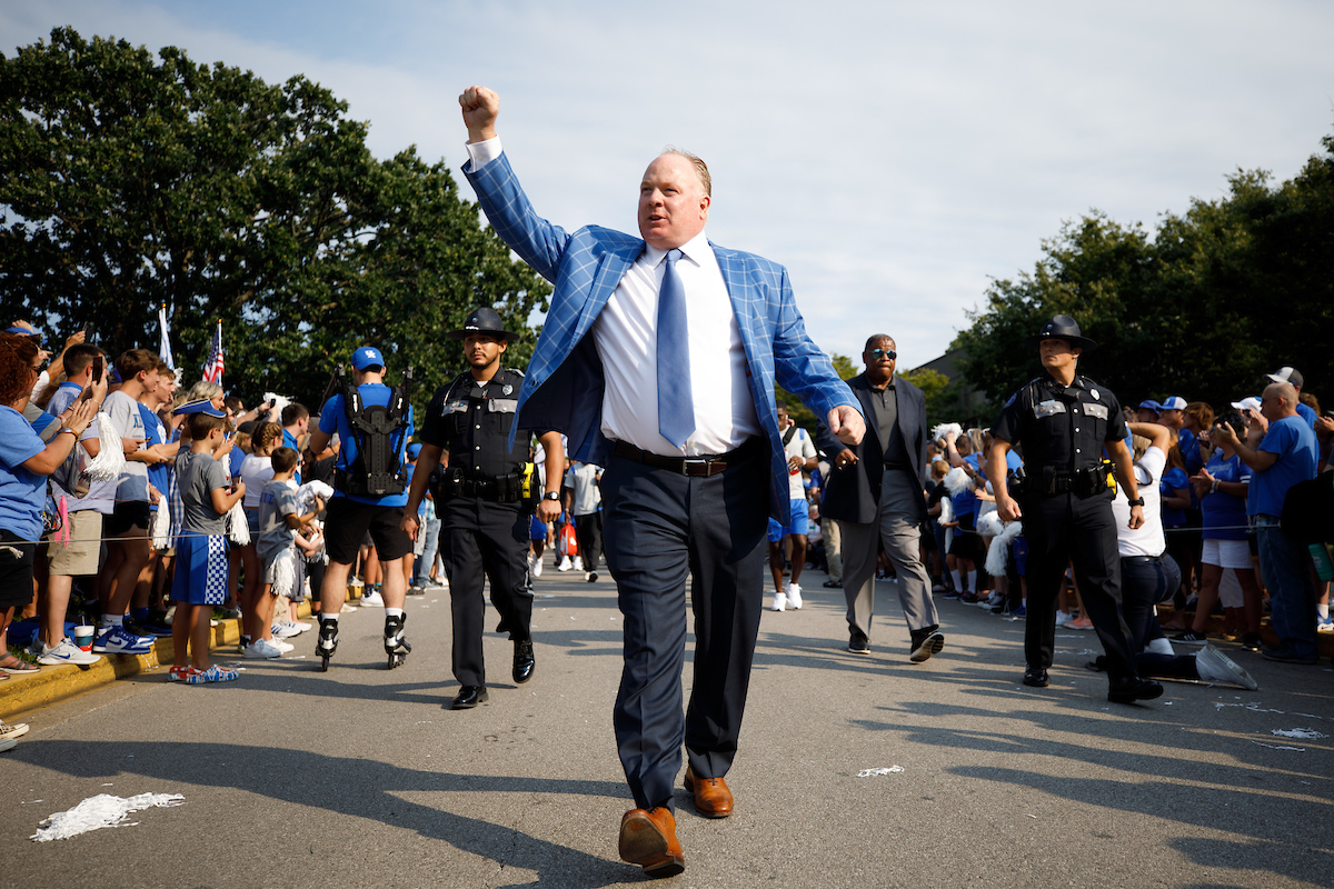Coach Mark Stoops.

Kentucky beat Missouri, 35-28.

Photo by Elliott Hess | UK Athletics