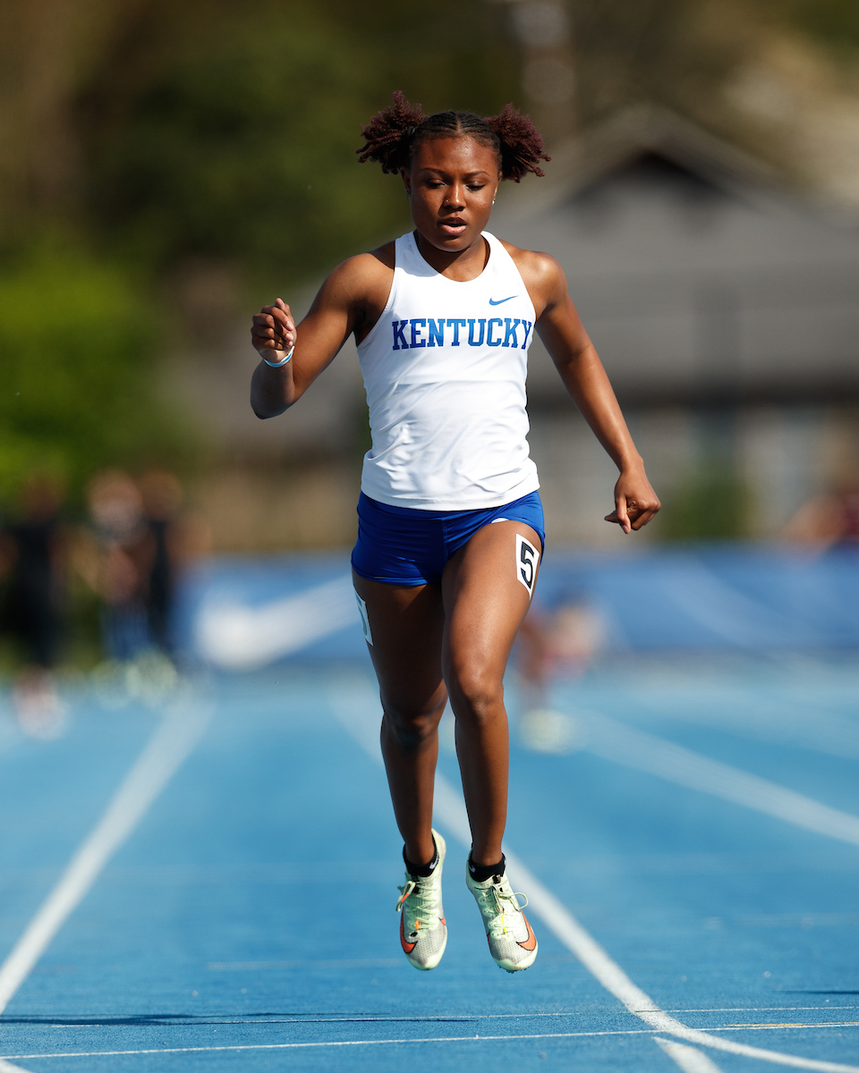Jaida Knowles.

Day one of the Kentucky Invitational.

Elliott Hess | UK Athletics