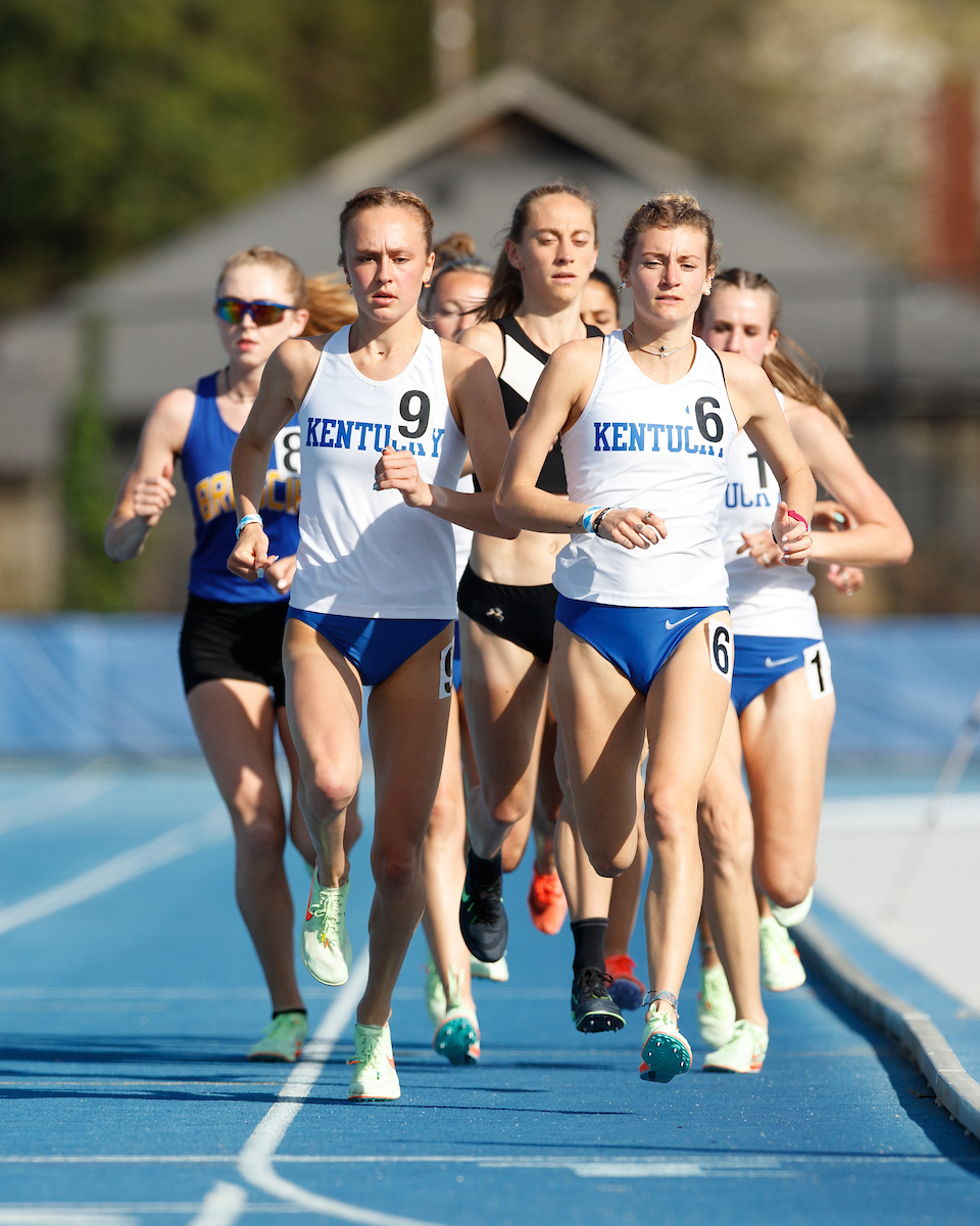 Tori Herman. Perri Bockrath.

Day one of the Kentucky Invitational.

Elliott Hess | UK Athletics