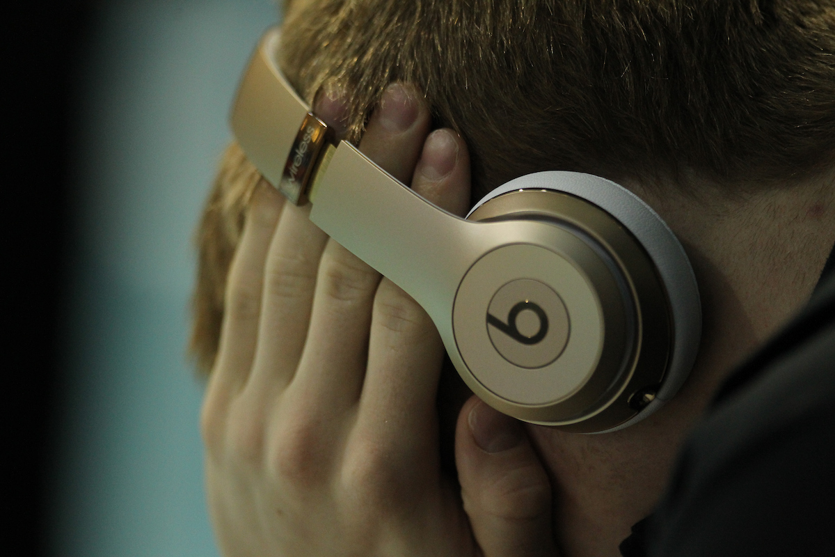The University of Kentucky swim and dive team during their home meet against Ohio State and Toledo on Friday, January 5th, 2018, at the Lancaster Aquatic Center in Lexington, Ky.

Photo by Quinn Foster I UK Athletics