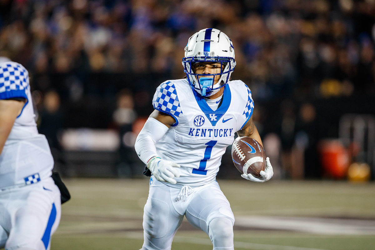 Wan'Dale Robinson

Kentucky beats Vandy, 34-17.

Photo by Jacob Noger | UK Athletics