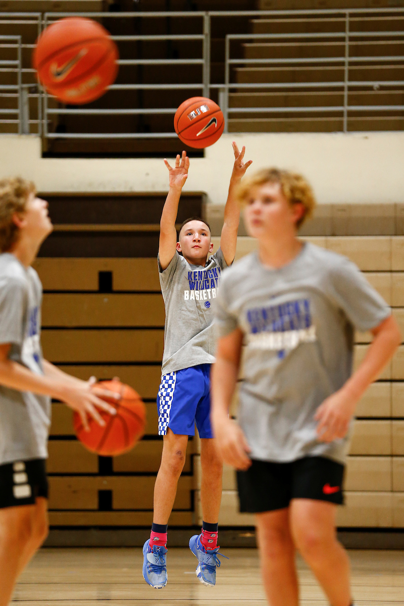 Kentucky men's basketball camp at South Oldham High School in Crestwood, Kentucky.

Photo By Barry Westerman | UK Athletics
