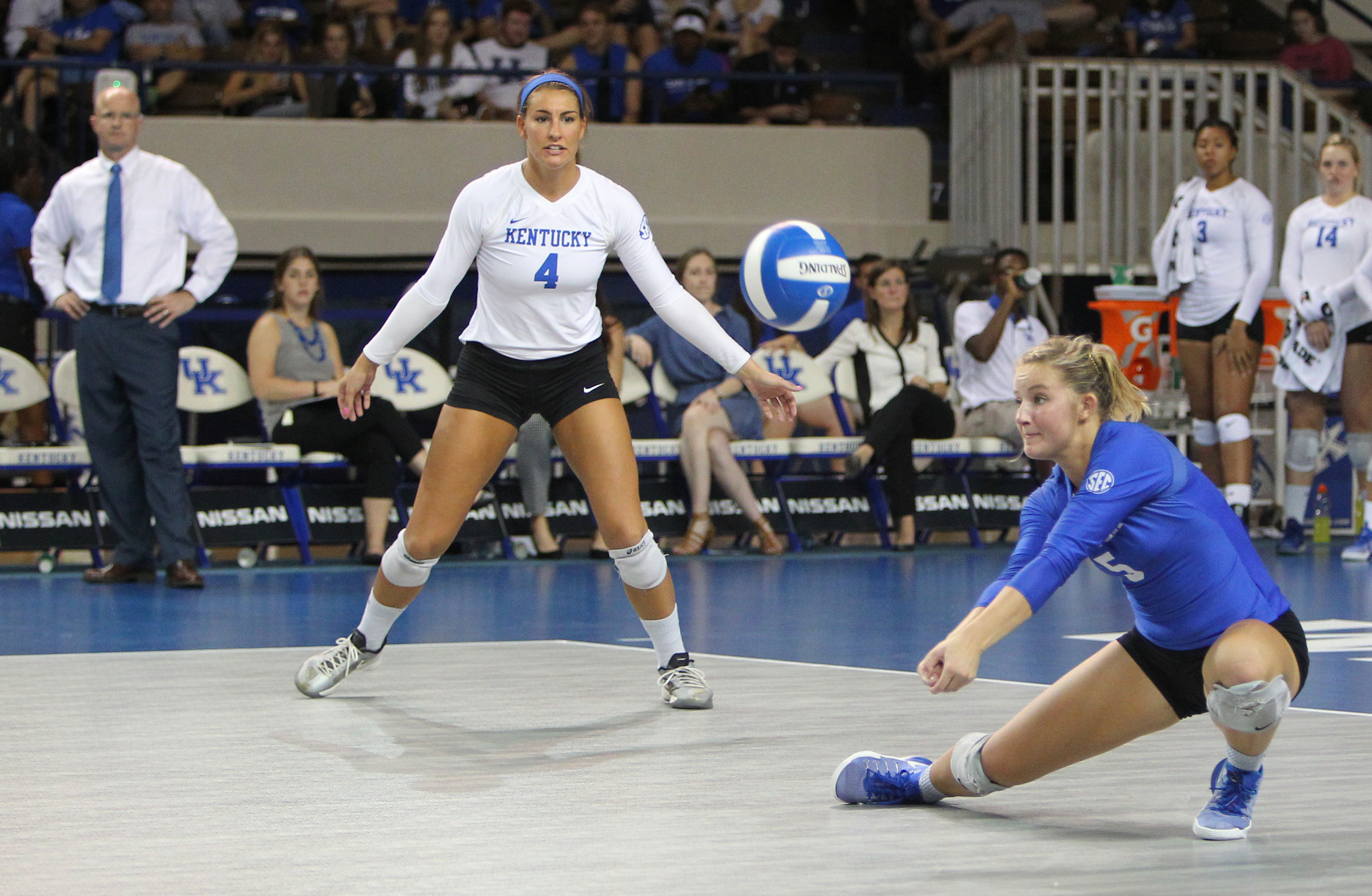 Kentucky-Saint Louis Volleyball Photo Gallery