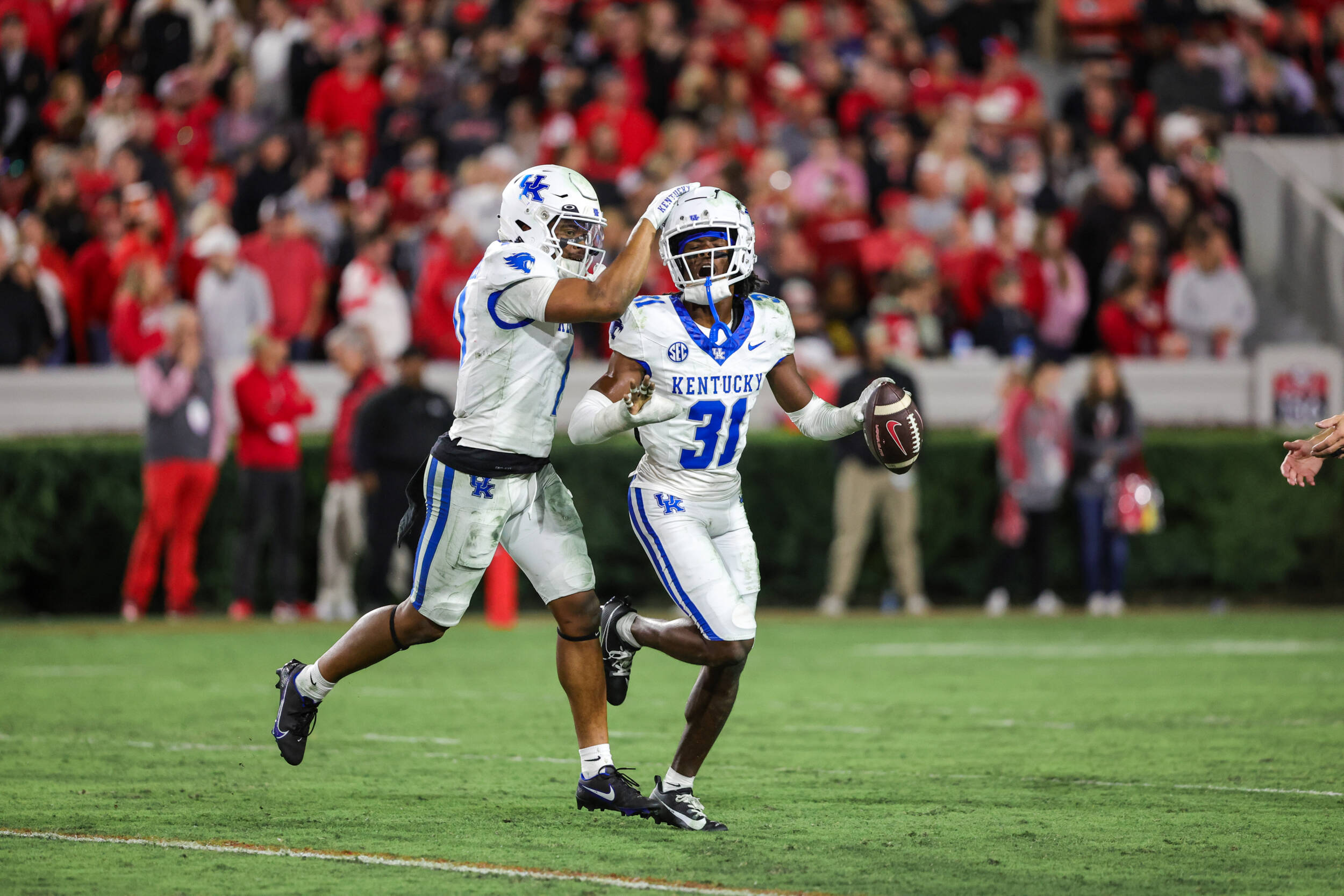 Ray Davis Named Doak Walker National Running Back of the Week 