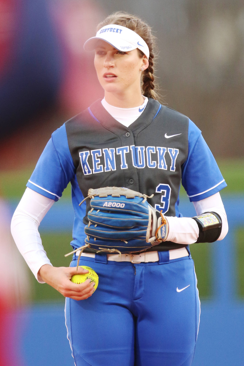 Softball vs. Dayton UK Athletics