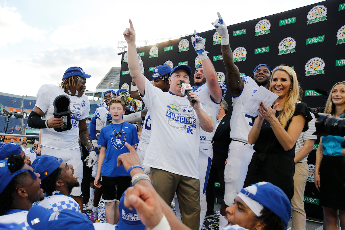 Mark Stoops

The UK Football team beat Penn State 27-24 in the Citrus Bowl.

Photo by Michael Reaves | UK Athletics