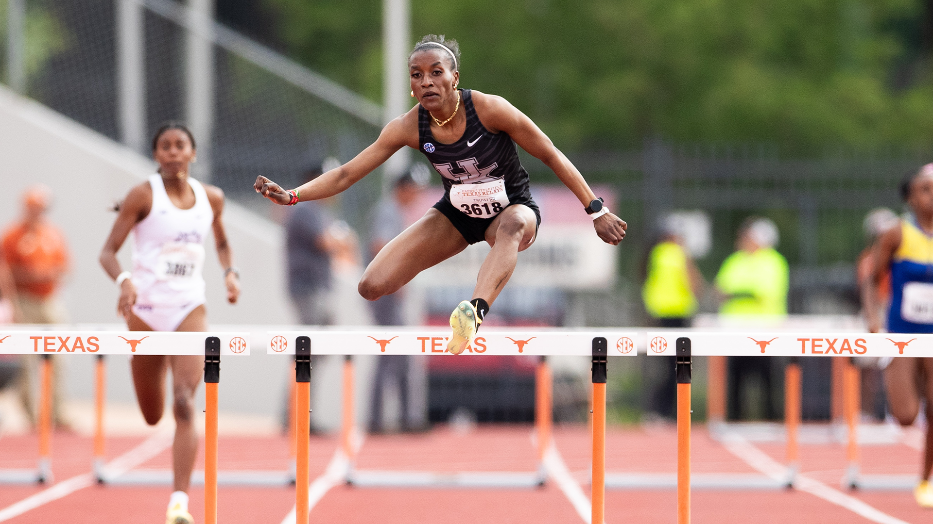 Four Top 10 Marks Fall for the Wildcats on Day Two of Texas Relays