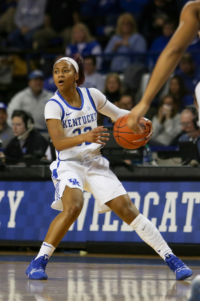 Jaida Roper

The UK Women's Basketball falls to South Carolina. 

Photo by Hannah Phillips | UK Athletics