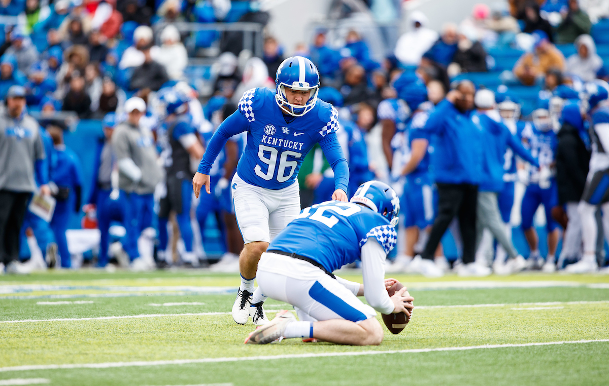 Matt Ruffolo

2022 UK Football Spring Game

Photo By Brian Moriarty | UK Football