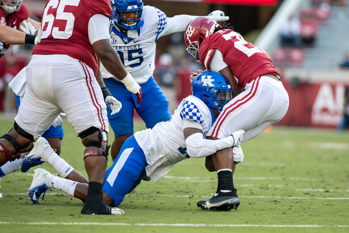 JJ Weaver

Alabama defeats Kentucky 63-3

Photo By Brian Moriarty | UK Football