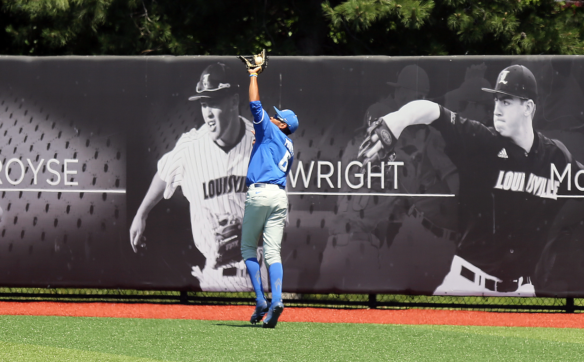 Kentucky-Louisville Friday Super Regional Baseball Photo Gallery