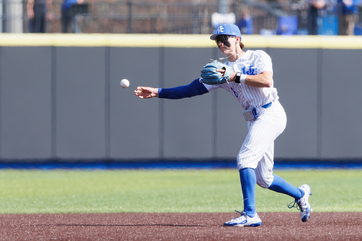 Highlights: Kentucky 2, Wofford 1