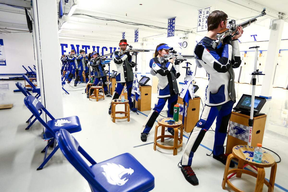 Team. 

Kentucky beat Memphis. 

Photo by Eddie Justice | UK Athletics