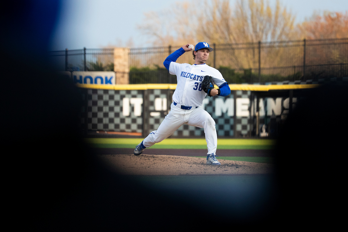 Kentucky-Texas Friday Baseball Photo Gallery