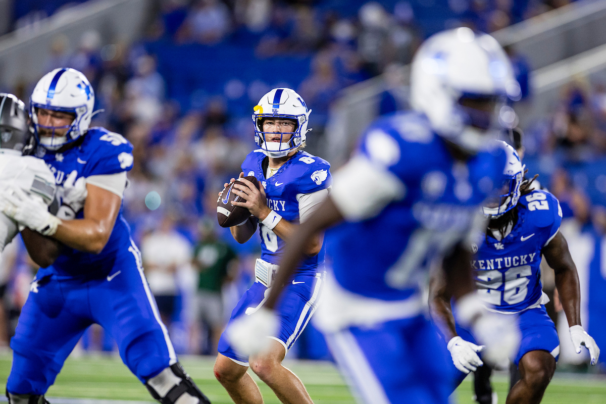 Kentucky-Eastern Michigan Football Photo Gallery