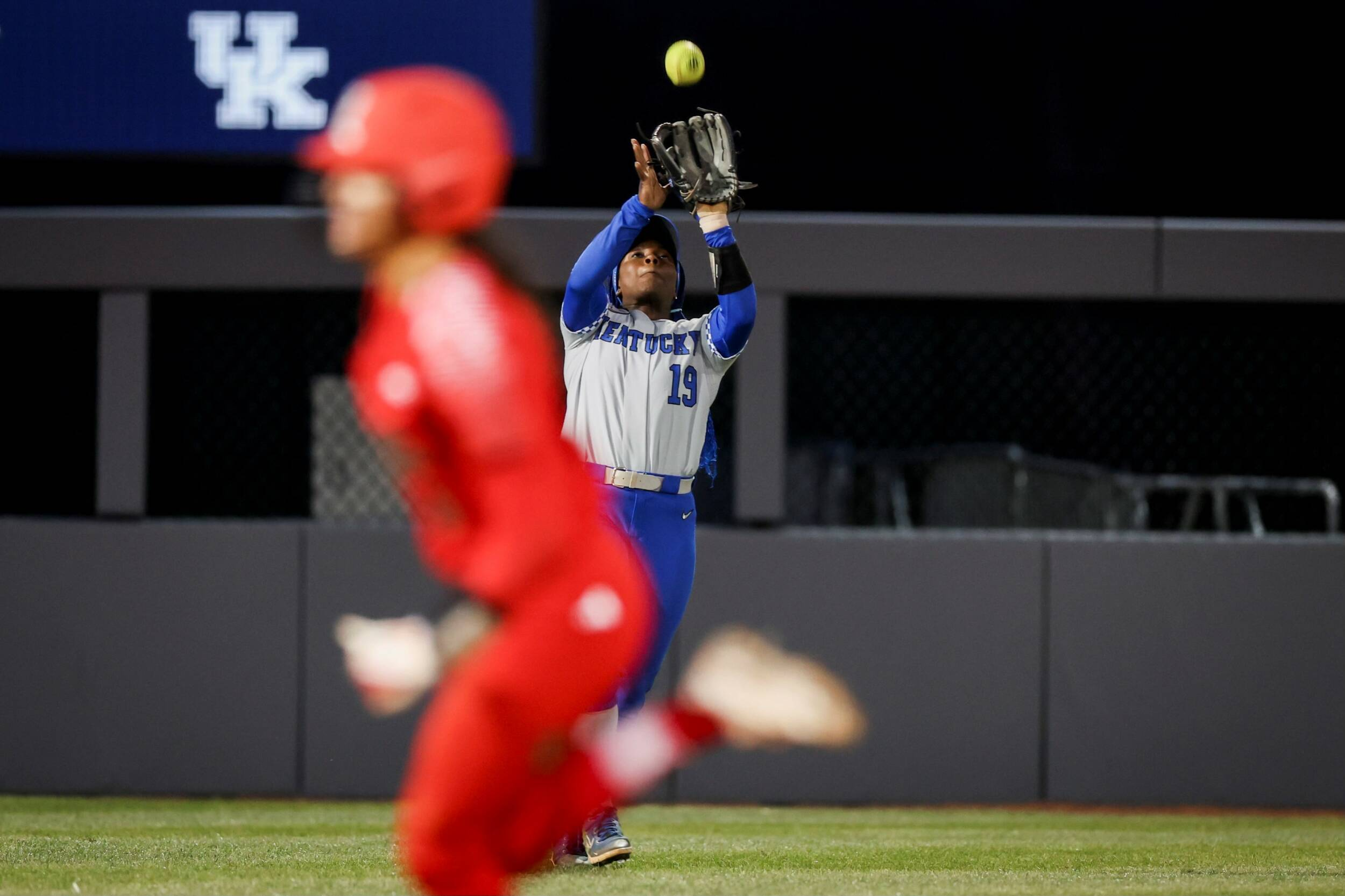 Smith and Harrison’s Clutch Hits Give No. 16 Kentucky Midweek Win