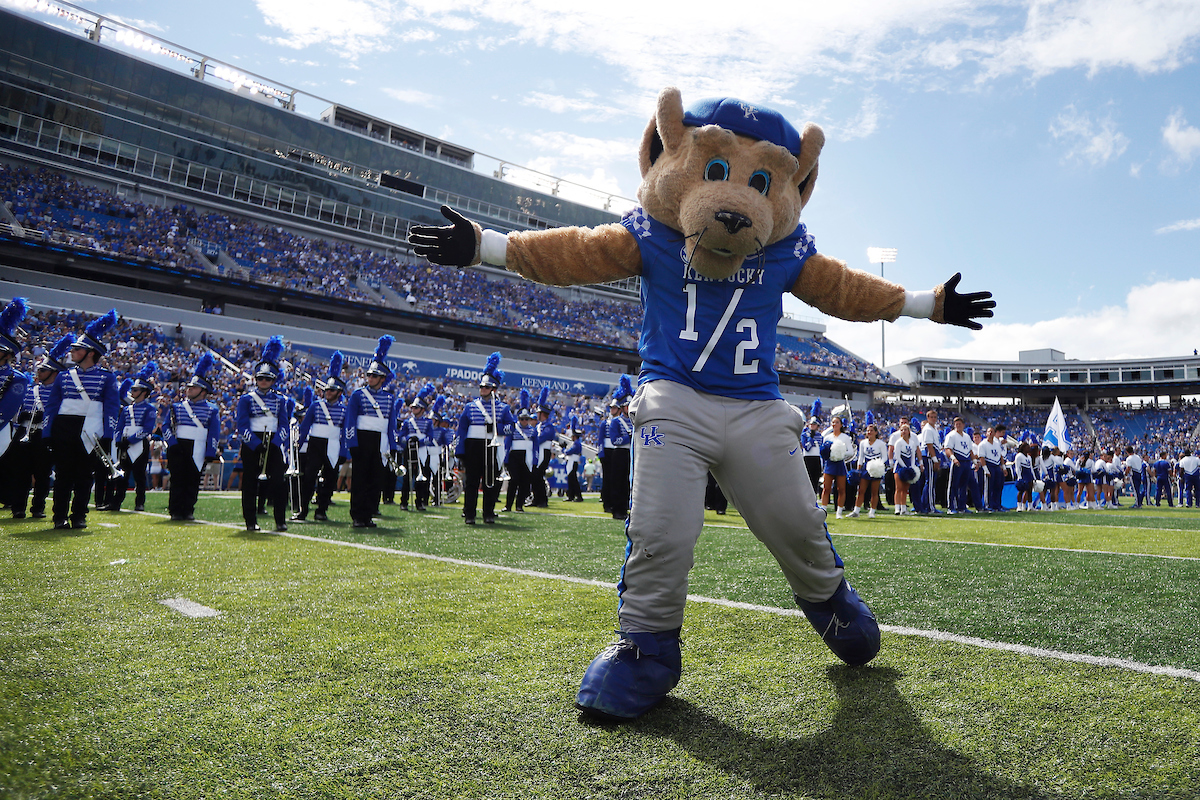 Scratch.

Kentucky beats Central Michigan 35-20.


Photo by Chet White | UK Athletics