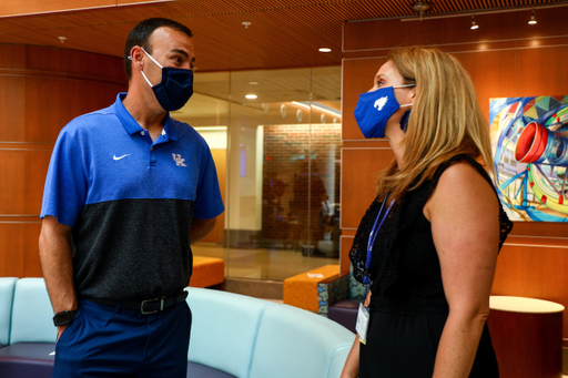 Nick Mingione.

UK Baseball delivers Bears to the Kentucky Children’s Hospital.

Photo by Eddie Justice | UK Athletics
