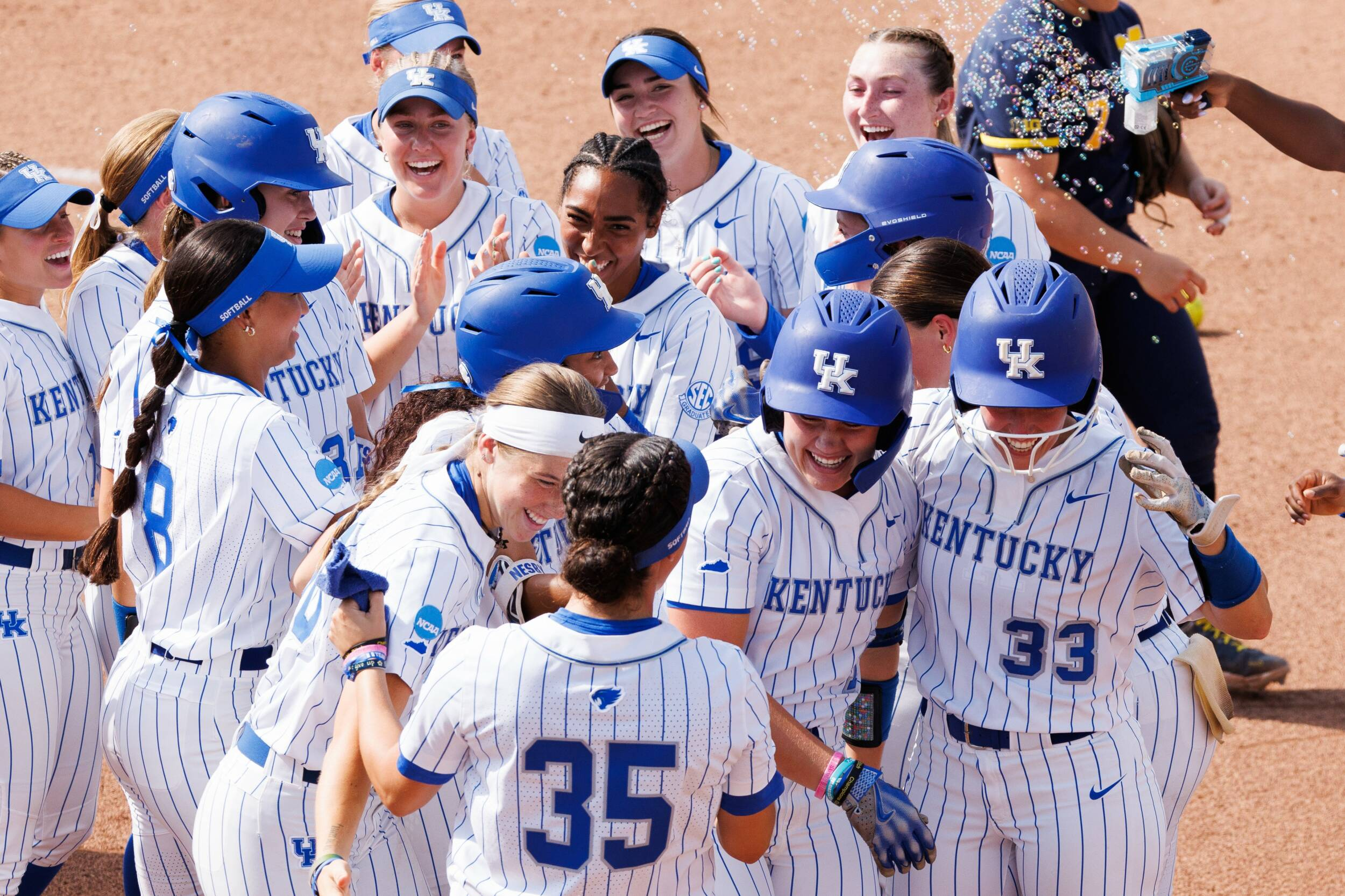 Ally Hutchins Delivers Again as Kentucky Walks Off Michigan