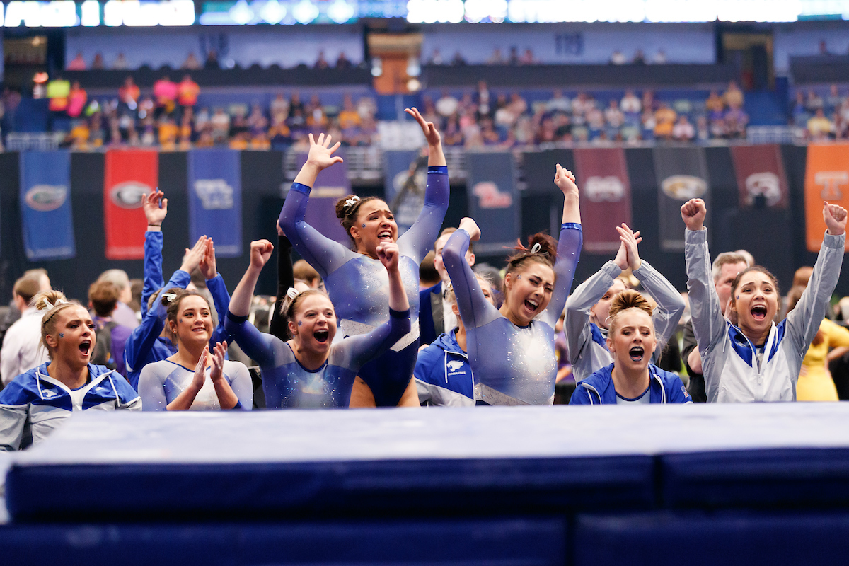 Sidney Dukes. Team.


Gymnastics scores 196.225 at SEC Championship.

 
Photo by Elliott Hess | UK Athletics