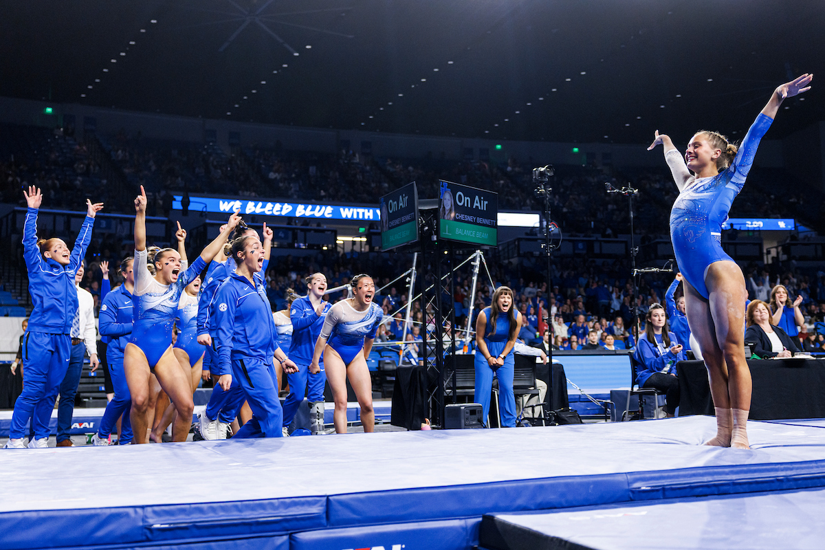 No. 23 Kentucky Hosts No. 6 Georgia for Pajama Night