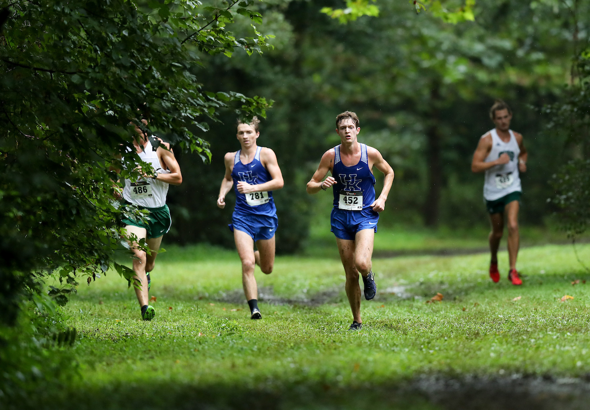 Cole Dowdy.

Bluegrass Invitational.


Photo by Elliott Hess | UK Athletics