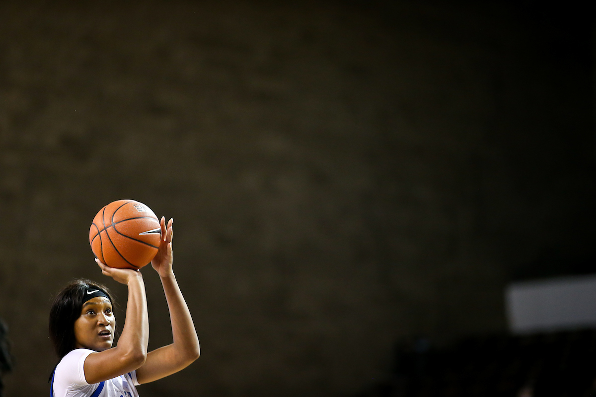 Nyah Leveretter. 

Kentucky beats Worfford 98-37.

Photo by Eddie Justice | UK Athletics
