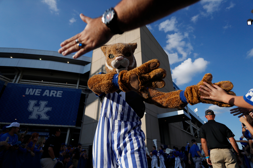 

Madness campout. 180927.

Photo by Meghan Baumhardt | UK Athletics