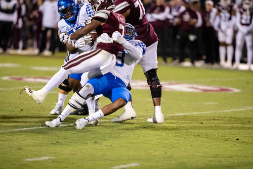 JJ Weaver

Kentucky falls to Mississippi State 31-17

Photo by Jacob Noger | UK Athletics