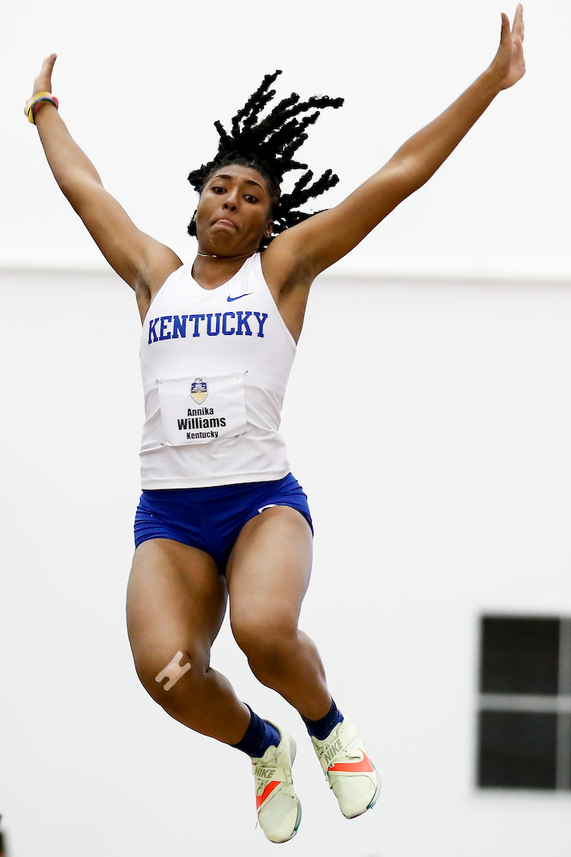 Annika Williams.

Day 1. SEC Indoor Championships.

Photos by Chet White | UK Athletics