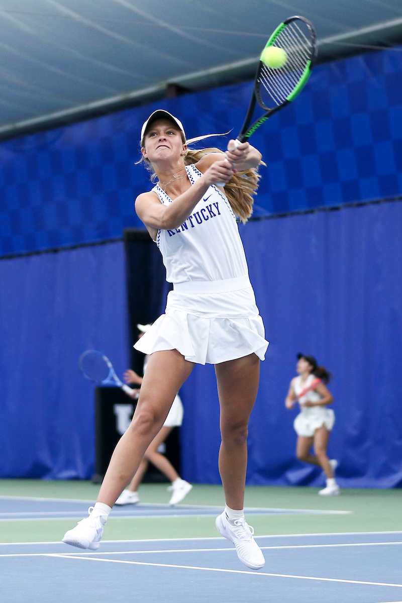 Ellie Eades.

Kentucky loses to Vanderbilt 6-1.

Photo by Grace Bradley | UK Athletics