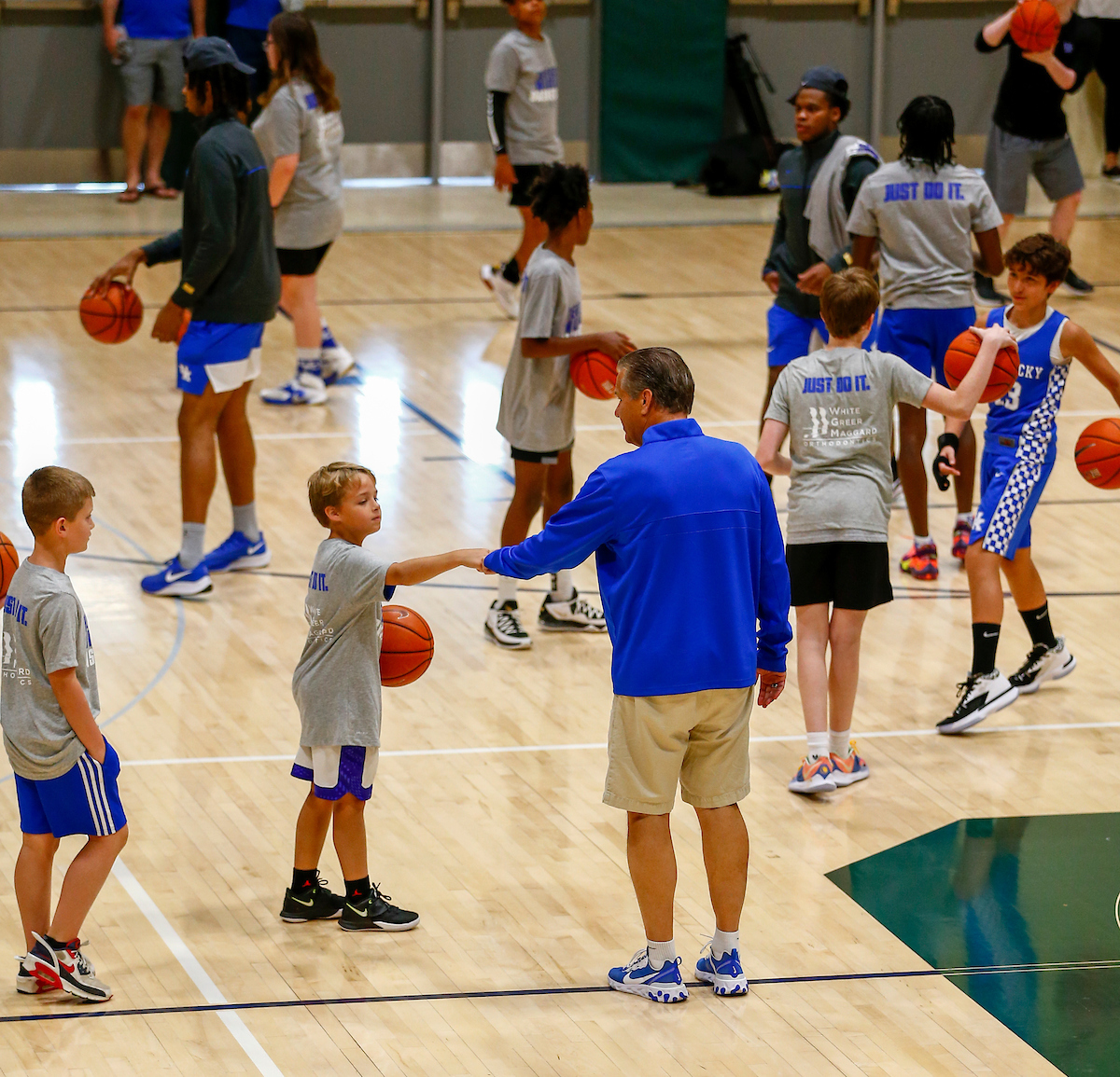 John Calipari.

Kentucky men's basketball camp at South Oldham High School in Crestwood, Kentucky.

Photo By Barry Westerman | UK Athletics