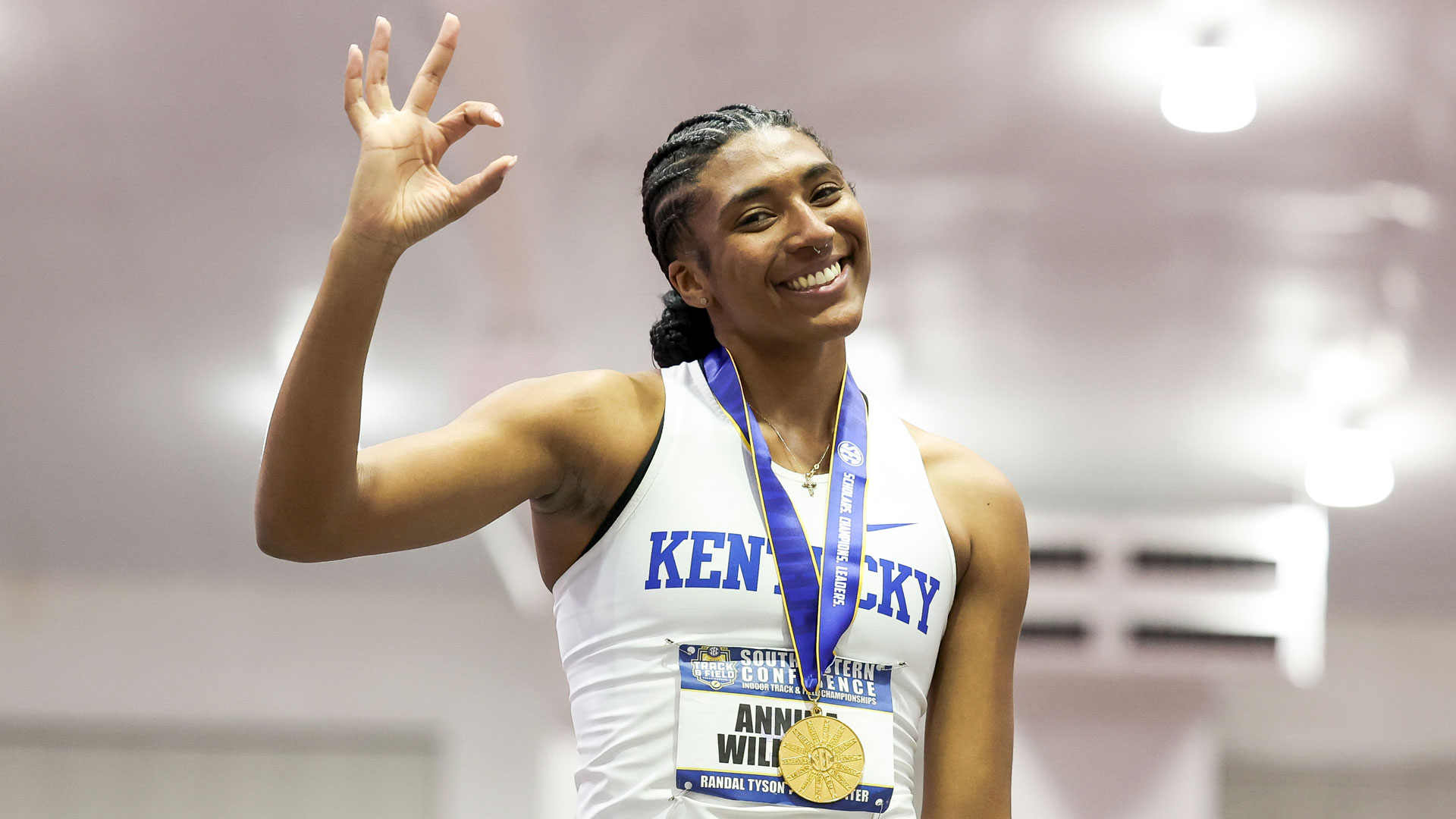Williams Secures Pentathlon Gold On Opening Night of SEC Championships
