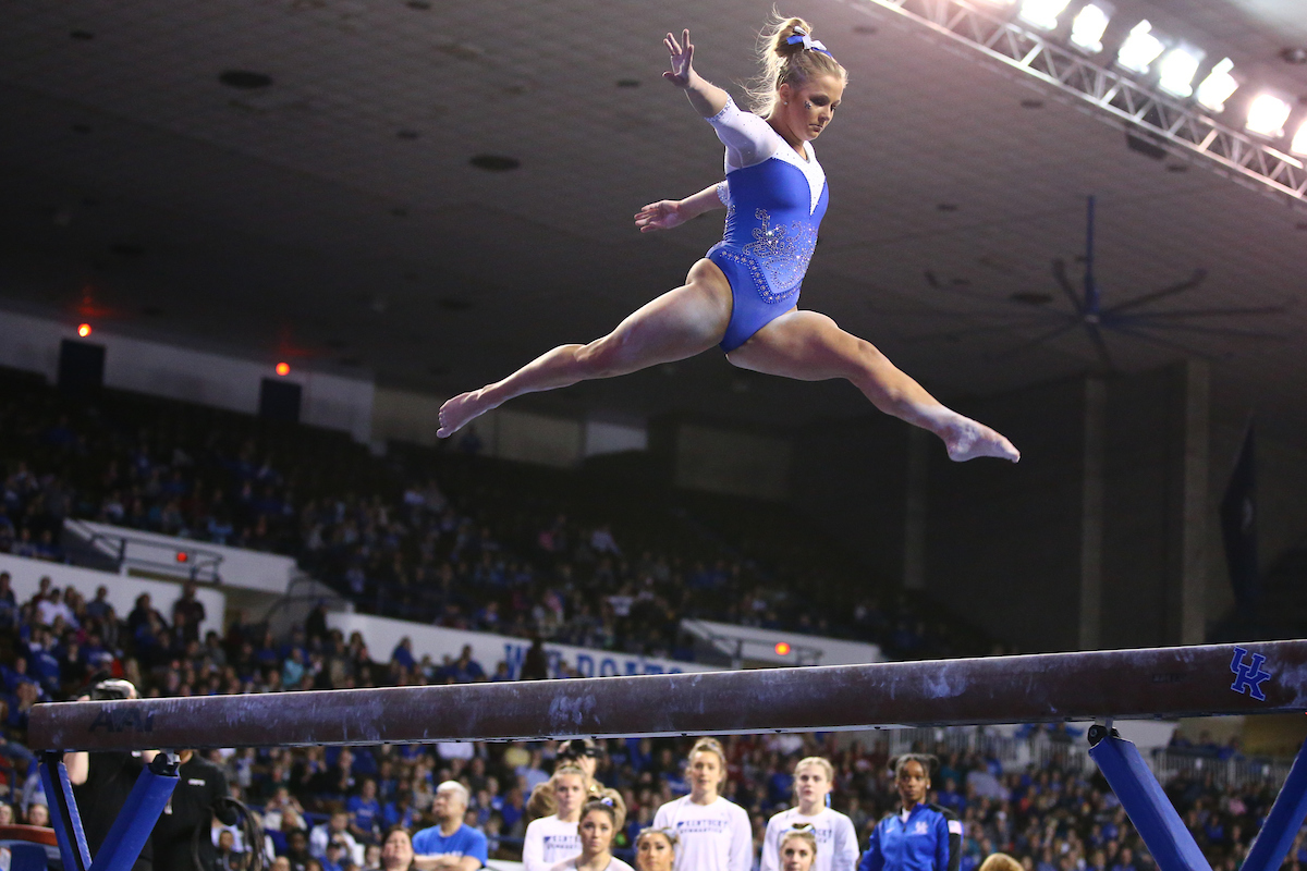 MOLLIE KORTH.


Kentucky beats Alabama, 197.200 - 196.800.

Photo by Elliott Hess | UK Athletics